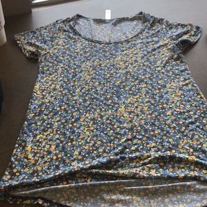 Multi color floral lularoe classic T  NWT